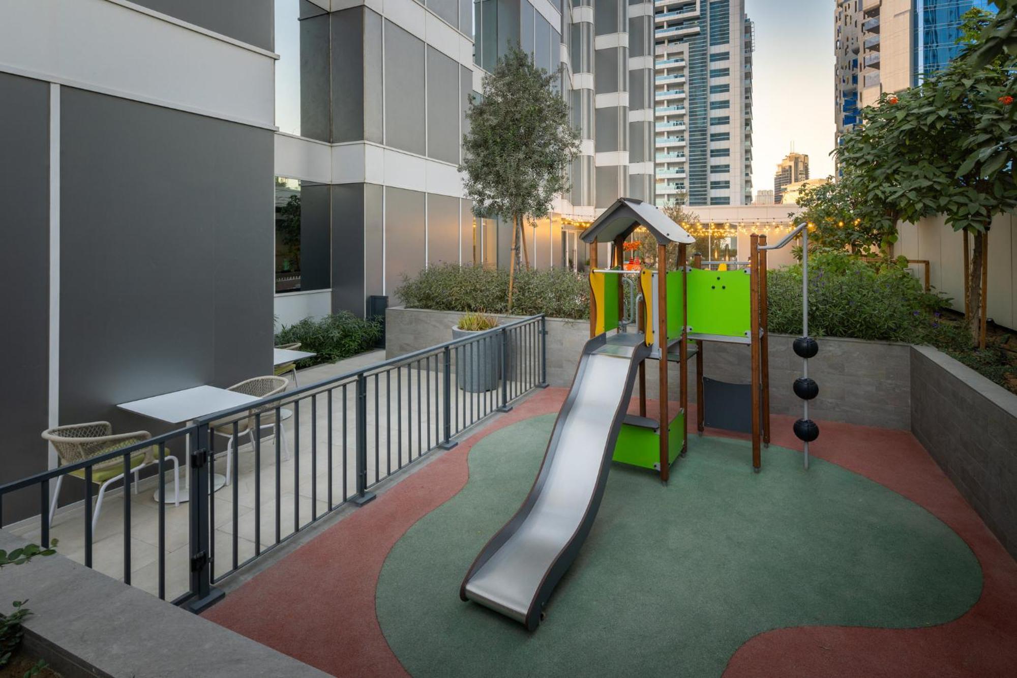 Staybridge Suites Dubai Business Bay By Ihg Екстериор снимка